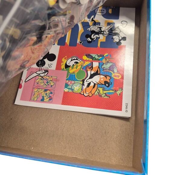 Ceaco Disney Mickey & Friends 300 pc Jigsaw Puzzle - Picture 9 of 10